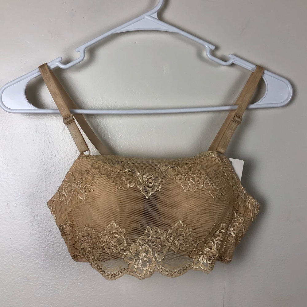 ✨NWT Kali & Wins Floral Lace Nude Bra✨ - Picture 1 of 5